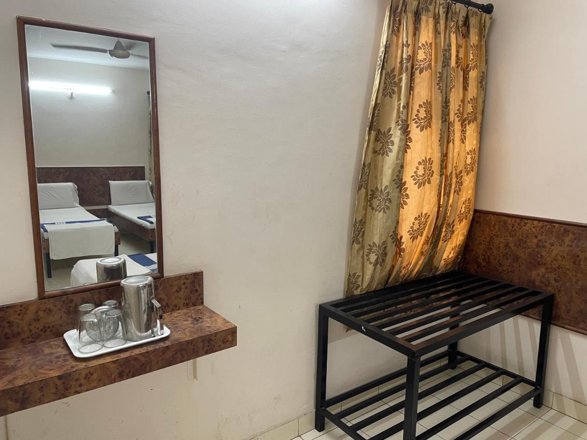 Sri Durgamba Lodge Bengaluru Zewnętrze zdjęcie